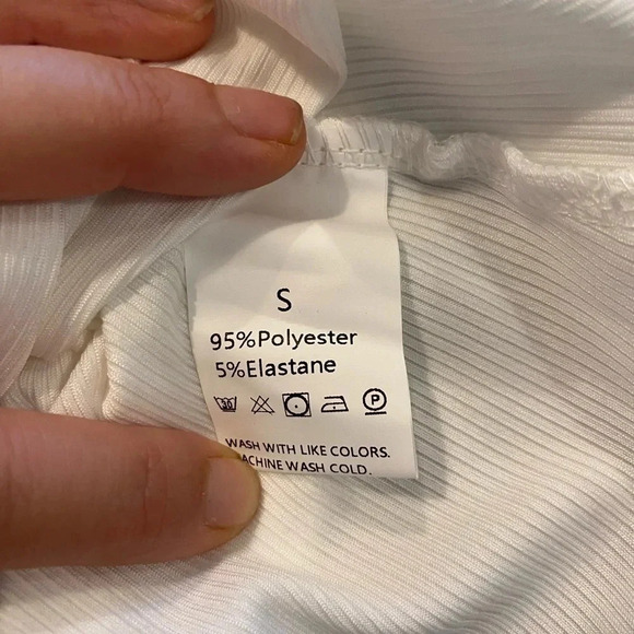 new ribbed tank top set white, tan and black with wrap style and button finish - Picture 6 of 6